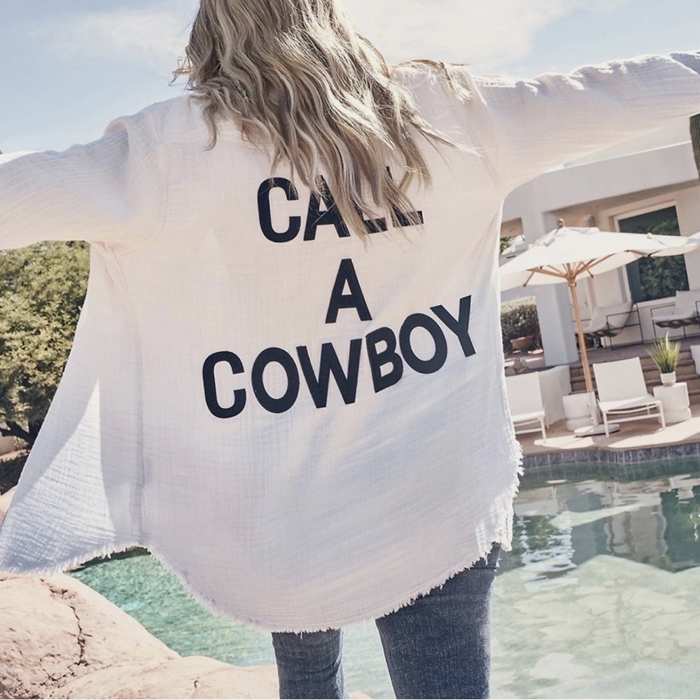 Lainey Wilson Call a Cowboy pearl snap shirt medium